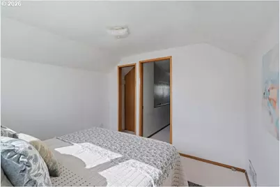 9534 N Kellogg St, Portland, OR 97203 - Photo 28