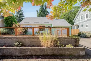 9534 N Kellogg St, Portland, OR 97203 - Photo 2