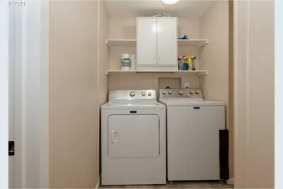 5170 Grand Ave #Spc 19, Florence, OR 97439 - Photo 16