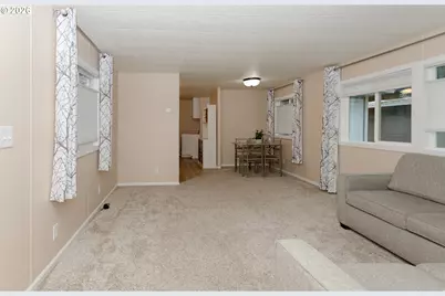 5170 Grand Ave #Spc 19, Florence, OR 97439 - Photo 4