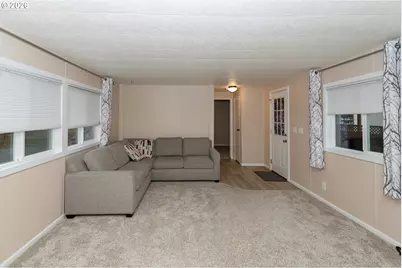 5170 Grand Ave #Spc 19, Florence, OR 97439 - Photo 6