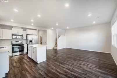 2982 T St, Springfield, OR 97477 - Photo 10