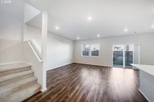 2982 T St, Springfield, OR 97477 - Photo 6