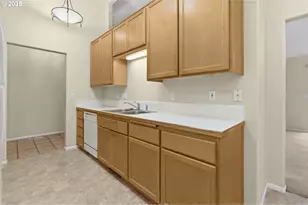 811 Virgil Ave, Eugene, OR 97404 - Photo 14