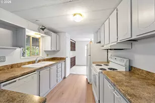 1600 Rhododendron Dr, Florence, OR 97439 - Photo 12