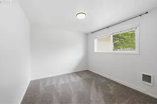 196 Manbrin Dr N, Keizer, OR 97303 - Photo 18