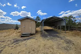 68883 Loop Dr, Hines, OR 97738 - Photo 44