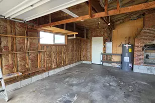 68883 Loop Dr, Hines, OR 97738 - Photo 36