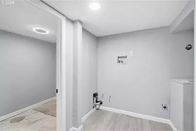 6023 N Amherst St, Portland, OR 97203 - Photo 32