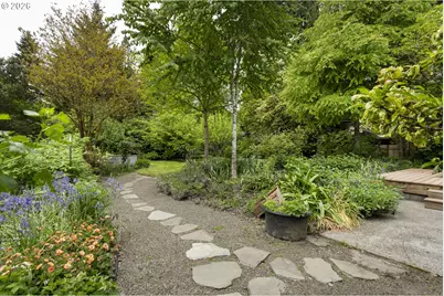 4255 Calaroga Cir, West Linn, OR 97068 - Photo 24
