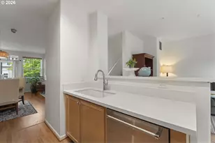 12100 SW Swift Ave, Beaverton, OR 97007 - Photo 20