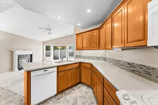 16677 SW Jordan Way, Portland, OR 97224 - Photo 12