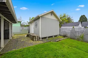 430 S 37th Pl, Springfield, OR 97478 - Photo 34