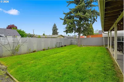 430 S 37th Pl, Springfield, OR 97478 - Photo 32