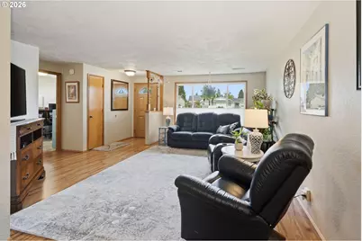430 S 37th Pl, Springfield, OR 97478 - Photo 12