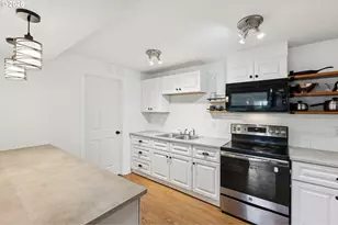 1403 NE 65th St, Vancouver, WA 98665 - Photo 12