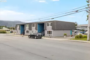 529 Railroad St, Brookings, OR 97415 - Photo 1