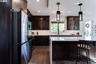 967 S 66th Pl, Springfield, OR 97478 - Photo 14