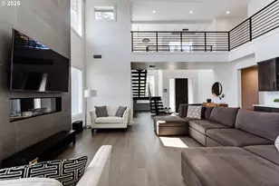 967 S 66th Pl, Springfield, OR 97478 - Photo 4