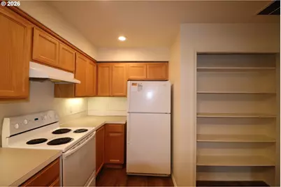 15999 SW 81st Pl, Portland, OR 97224 - Photo 6