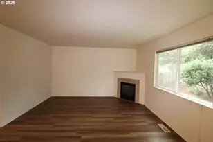 15999 SW 81st Pl, Portland, OR 97224 - Photo 8