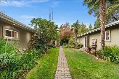 14925 SW 133rd Ave, Portland, OR 97224 - Photo 4