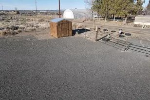 58098 N Maple Circle Rd, Christmas Valley, OR 97641 - Photo 10