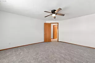 106 Mission Rd, Kelso, WA 98626 - Photo 18