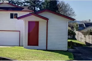 395 Cumberland St, Astoria, OR 97103 - Photo 42