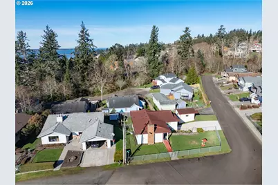 395 Cumberland St, Astoria, OR 97103 - Photo 44