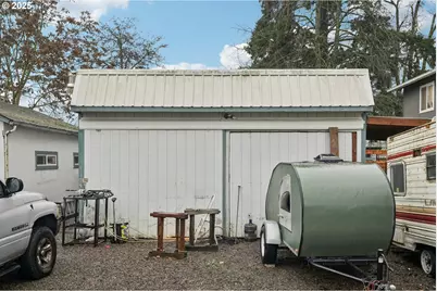 3680 Blossom Dr, Salem, OR 97305 - Photo 34