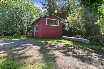 803 Ohio Ave, Bandon, OR 97411 - Photo 2