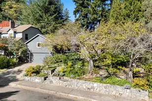 5834 SW 59th Ct, Portland, OR 97221 - Photo 4