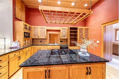 40365 Tonga Ln, Springfield, OR 97478 - Photo 16
