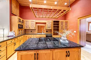 40365 Tonga Ln, Springfield, OR 97478 - Photo 16