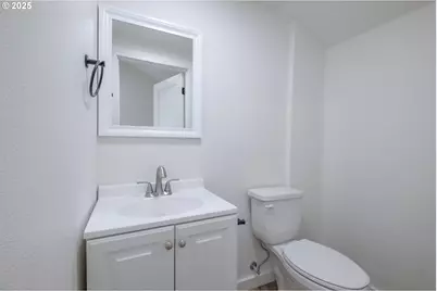 2194 Vaughn Ave, Salem, OR 97305 - Photo 14