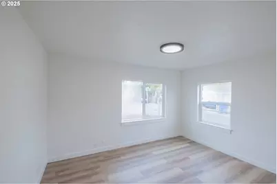 2194 Vaughn Ave, Salem, OR 97305 - Photo 22