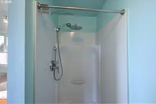 265 Auburn Ave, Astoria, OR 97103 - Photo 22