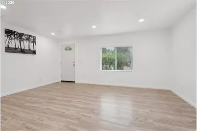 2824 SE 115th Ave, Portland, OR 97266 - Photo 10