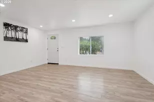 2824 SE 115th Ave, Portland, OR 97266 - Photo 10