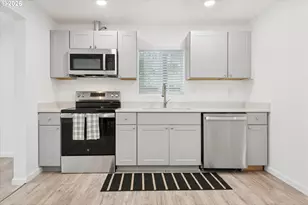 2824 SE 115th Ave, Portland, OR 97266 - Photo 14