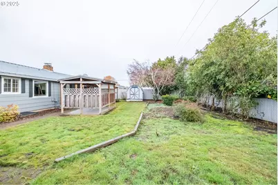 562 SE Connecticut Ave, Salem, OR 97317 - Photo 40