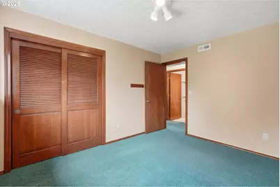2146 SE Sandy Ct, Troutdale, OR 97060 - Photo 24