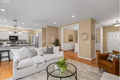 2053 Lakeview Dr, Eugene, OR 97408 - Photo 10