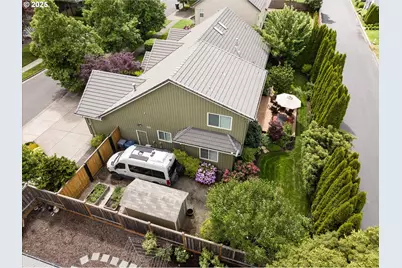2053 Lakeview Dr, Eugene, OR 97408 - Photo 36