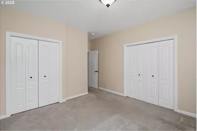 2053 Lakeview Dr, Eugene, OR 97408 - Photo 30