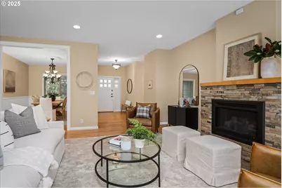 2053 Lakeview Dr, Eugene, OR 97408 - Photo 8