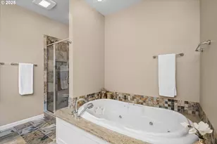 2053 Lakeview Dr, Eugene, OR 97408 - Photo 28