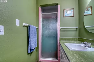 321 NE 42nd St, Pendleton, OR 97801 - Photo 20