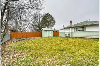 321 NE 42nd St, Pendleton, OR 97801 - Photo 32